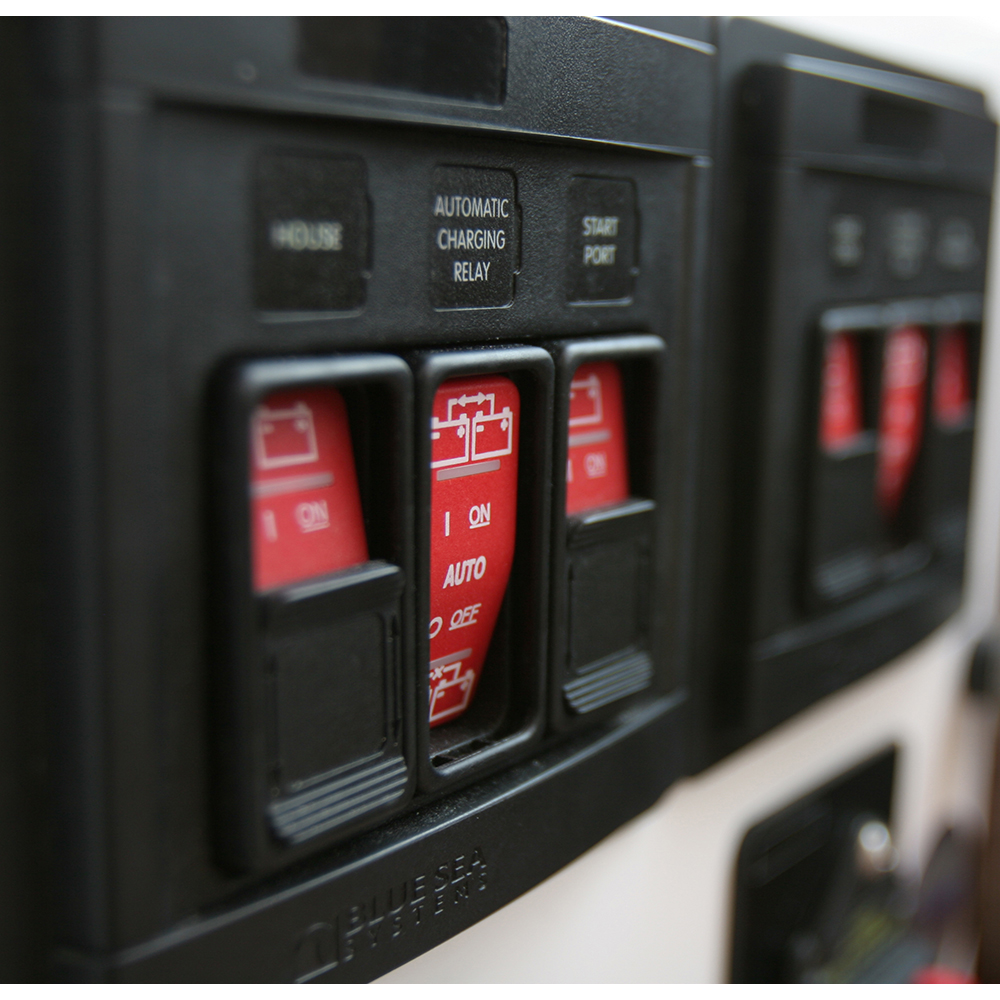 BLUE SEA 1147 REMOTE CONTROL SWITCH 360 PANEL 2 RBS & 1 ACR - Image 2